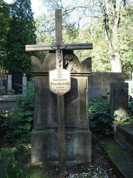 Zdjęcie grobu Halina Królikowska (2)