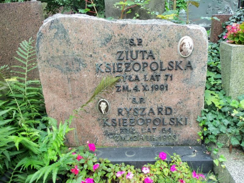 Zdjęcie grobu Ziuta Księżopolska (2)