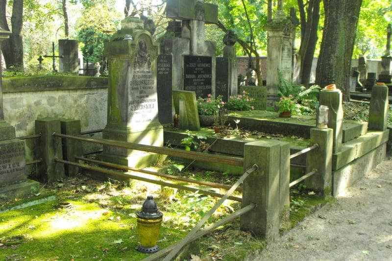 Zdjęcie grobu Marcelli Obrębski (1)