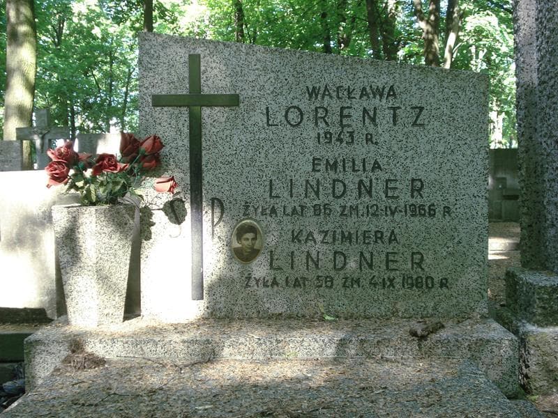 Zdjęcie grobu Wacława Lorentz (1)