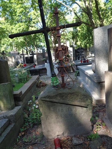Zdjęcie grobu Edzio Kozłowski (2)