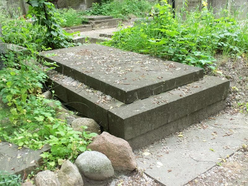 Zdjęcie grobu Kamilla Barber (1)