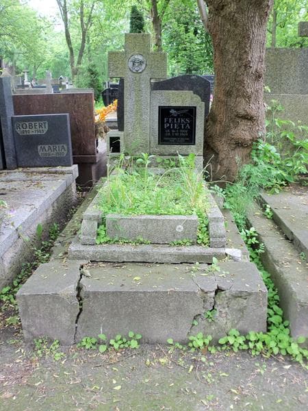 Zdjęcie grobu: Feliks Pięta
