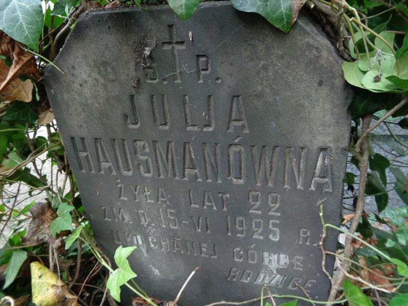 Zdjęcie grobu Julja Hausmanówna (2)