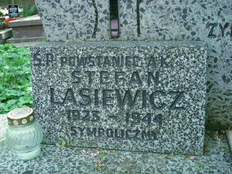 Zdjęcie grobu Halina Lasiewicz (2)