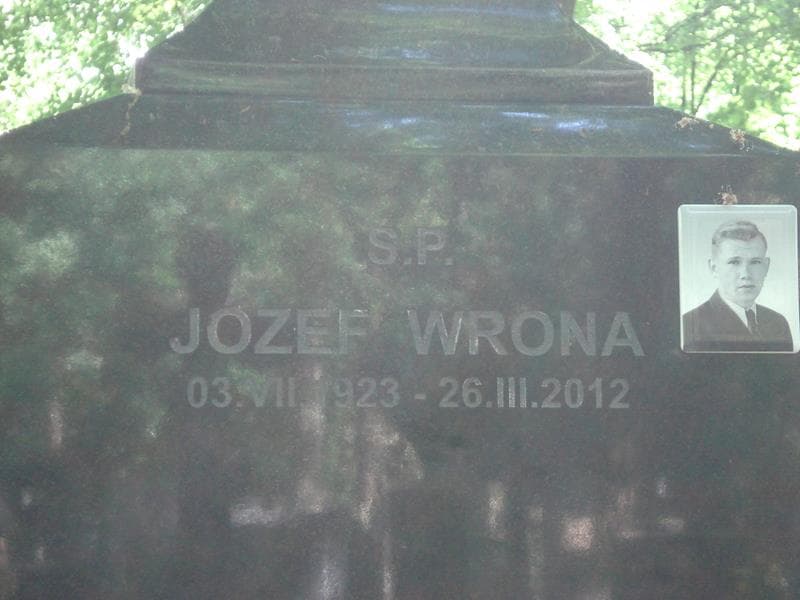 Zdjęcie grobu Józef Wrona (2)