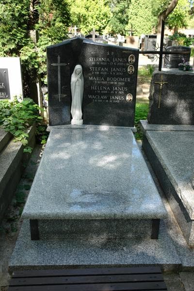 Zdjęcie grobu Stefania Janus (1)