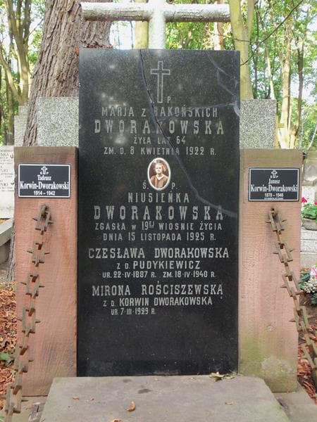 Zdjęcie grobu Marja Dworakowska (2)