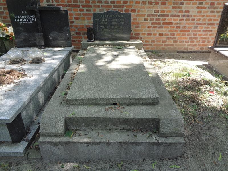 Zdjęcie grobu Józef Oleksiak (1)