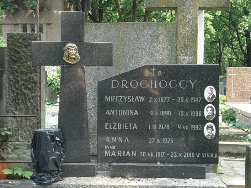 Zdjęcie grobu Antonina Drochocka (2)