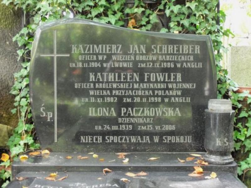 Zdjęcie grobu Kathleen Fowler (2)