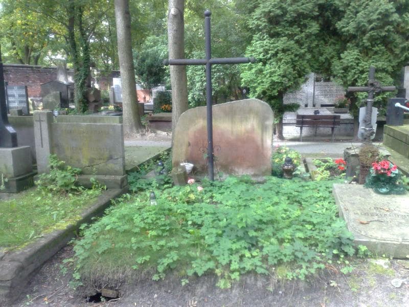 Zdjęcie grobu: Emilia Czutarowska