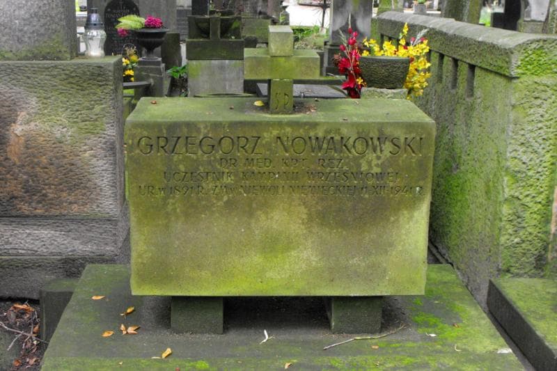 Zdjęcie grobu Grzegorz Nowakowski (2)