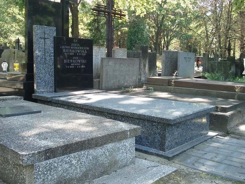 Zdjęcie grobu Jan Bieńkowski (1)