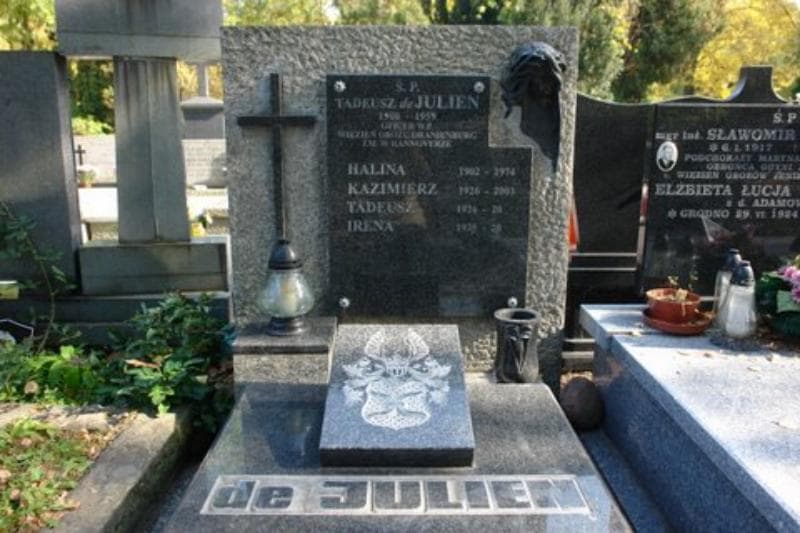Zdjęcie grobu Kazimierz De Julien (2)