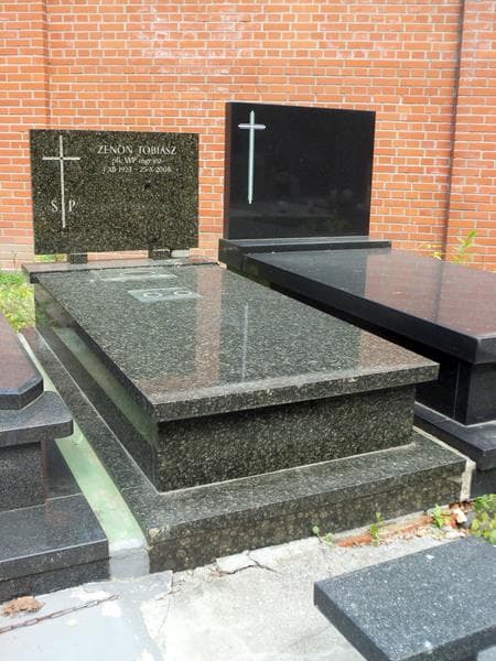 Zdjęcie grobu Zenon Tobiasz (1)