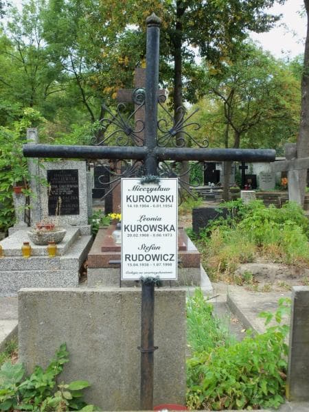 Zdjęcie grobu Leonia Kurowska (2)