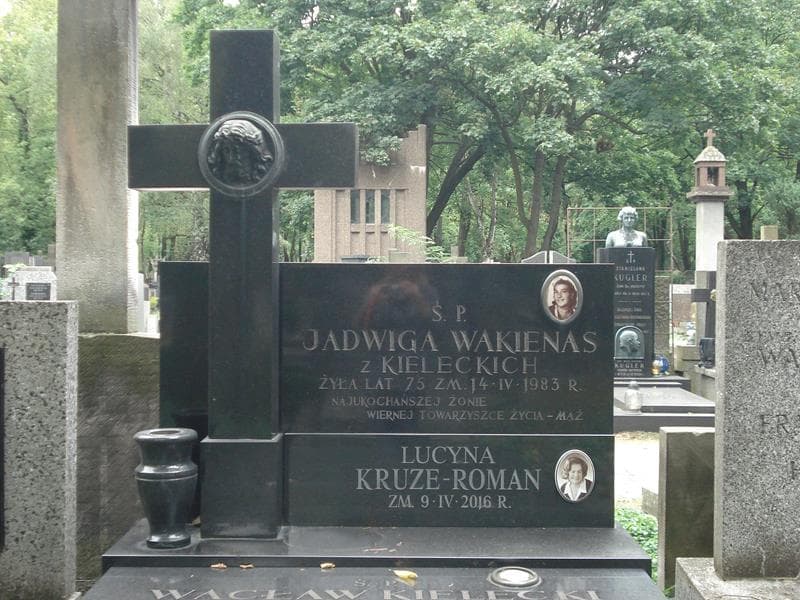 Zdjęcie grobu Jadwiga Wakienas (2)