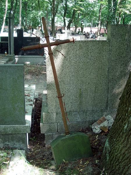 Zdjęcie grobu Anonim (1)