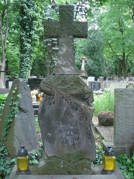 Zdjęcie grobu Edmund Czesław Kucicki (1)