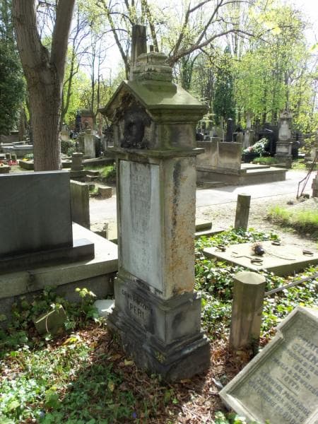 Zdjęcie grobu Robert Perl (1)