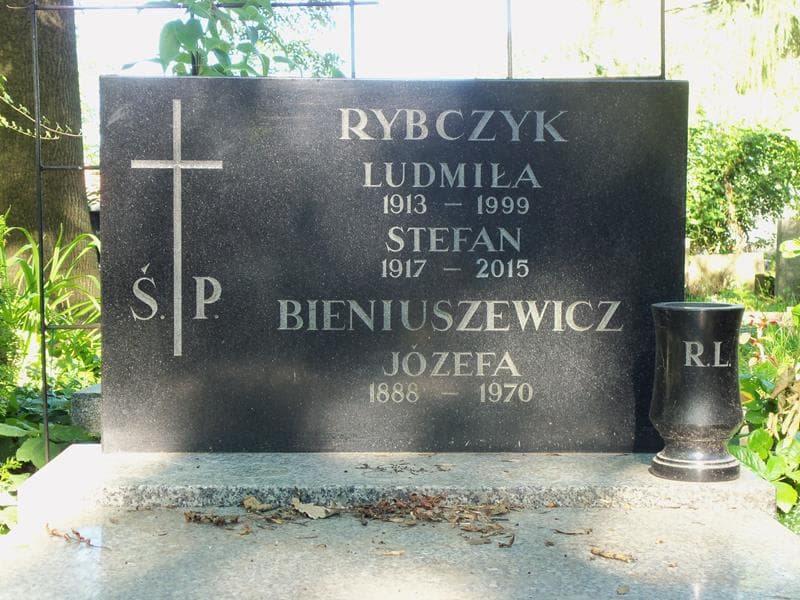 Zdjęcie grobu Stefan Rybczyk (2)
