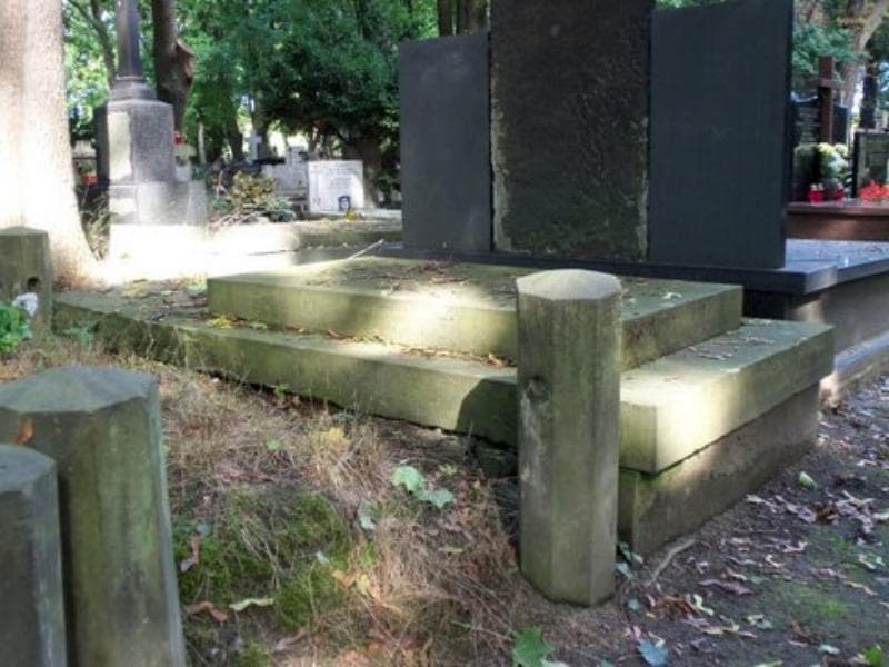Zdjęcie grobu Kazio Jaźwiński (1)