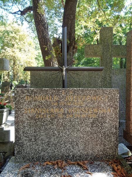 Zdjęcie grobu Romuald Józefowicz (2)