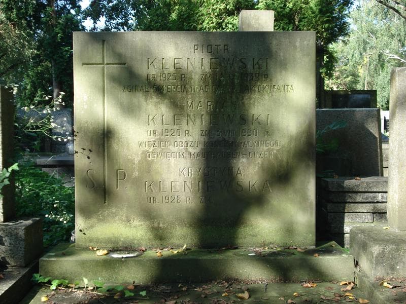 Zdjęcie grobu Marian Kleniewski (2)
