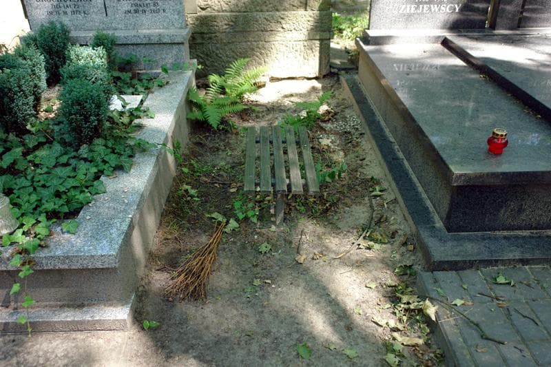 Zdjęcie grobu: Pole Grobowe