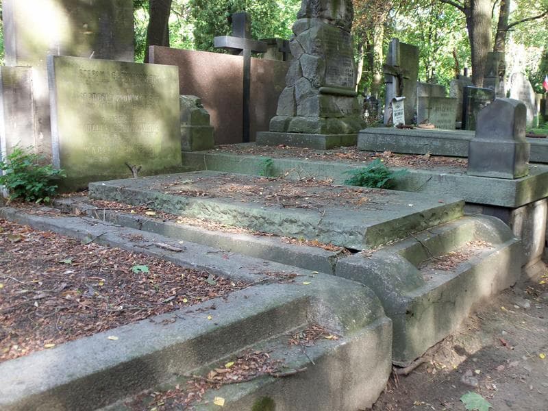 Zdjęcie grobu Marceli Słowikowski (1)