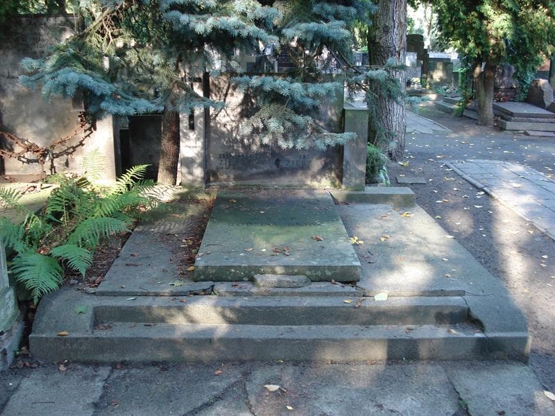 Zdjęcie grobu Maria Nowak (1)