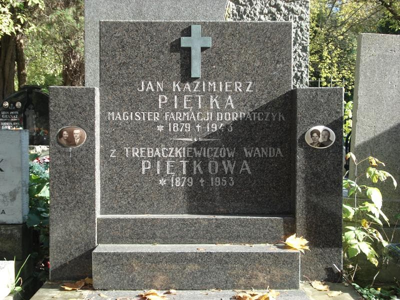 Zdjęcie grobu Maria Piętkowa (2)