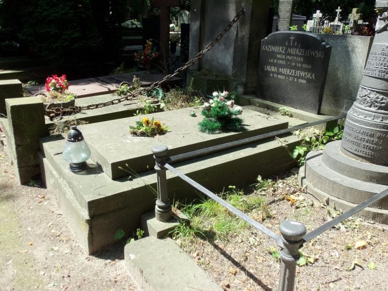 Zdjęcie grobu Kazimierz Mierzejewski (1)
