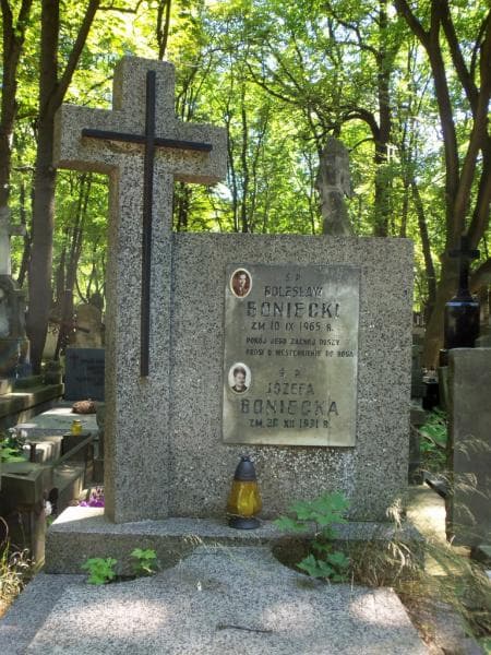 Zdjęcie grobu Józefa Boniecka (2)