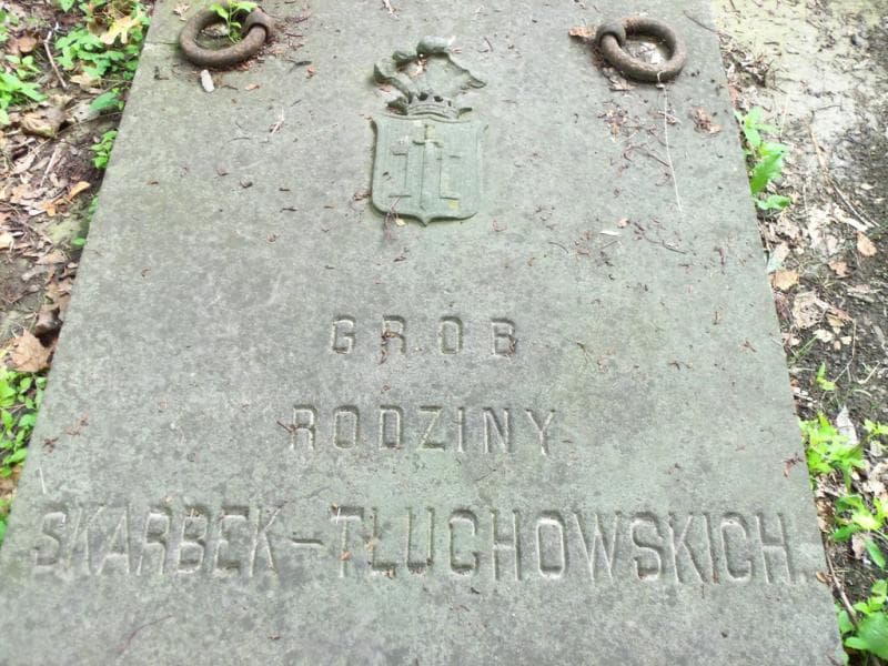 Zdjęcie grobu Marcela Kneuse (2)