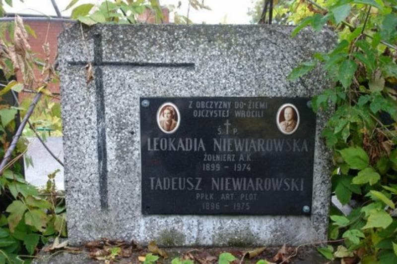 Zdjęcie grobu Leokadia Niewiarowska (2)