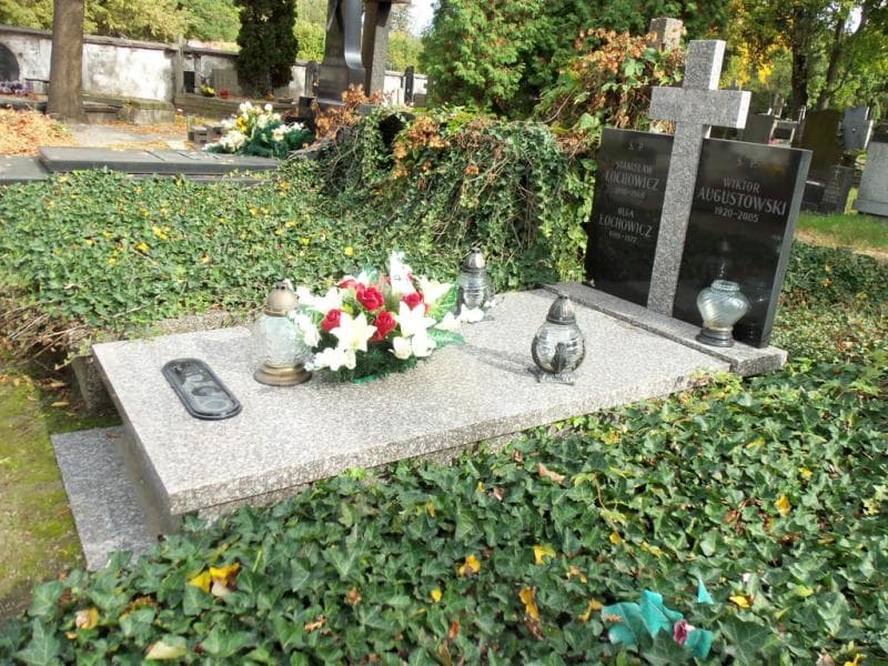 Zdjęcie grobu Wiktor Augustowski (1)