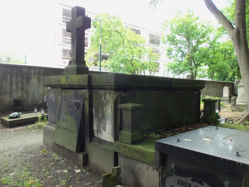 Zdjęcie grobu Hipolit Krzymuski (2)