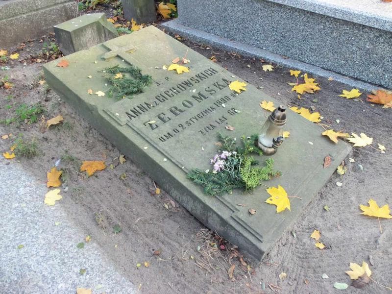 Zdjęcie grobu Anna Żeromska (1)