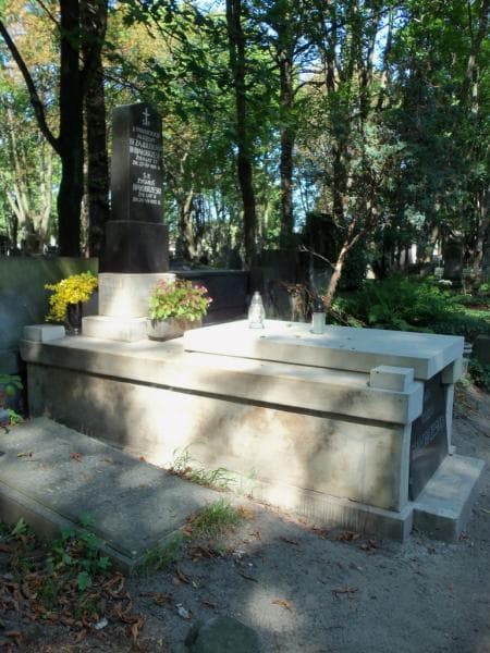 Zdjęcie grobu Aurelia Białobrzeska (1)