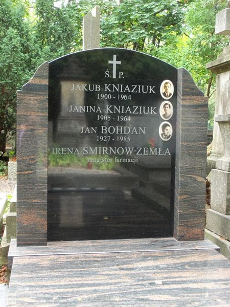 Zdjęcie grobu Jan Bohdan (2)