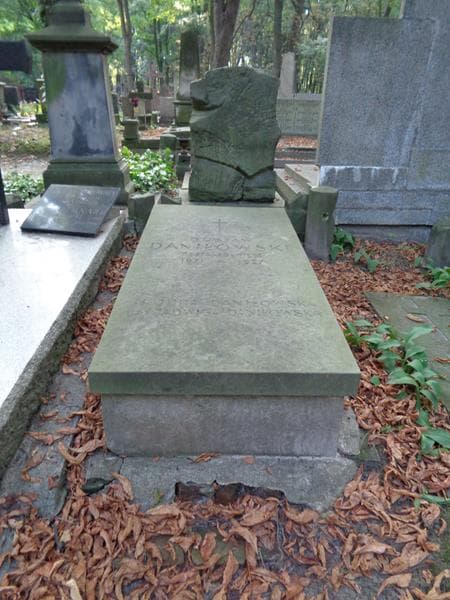 Zdjęcie grobu Gustaw Daniłowski (1)