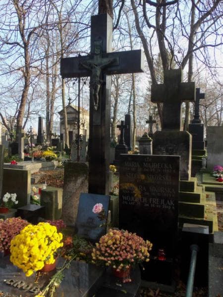 Zdjęcie grobu Maria Majdecka (2)