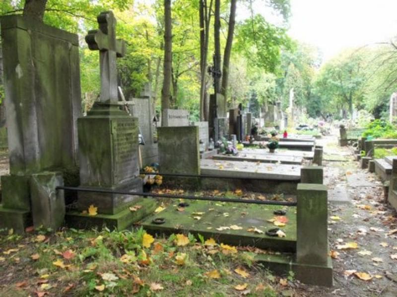 Zdjęcie grobu Władysław Królikowski (1)