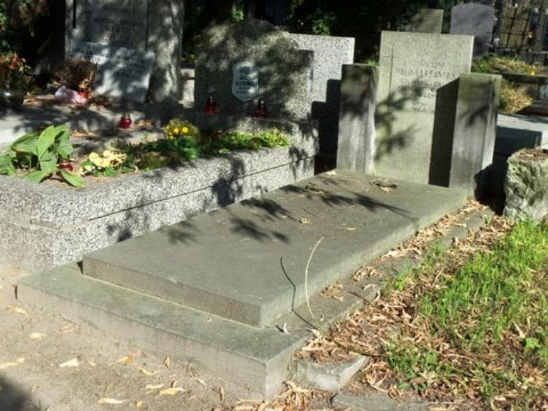 Zdjęcie grobu Halina Urbańska (1)