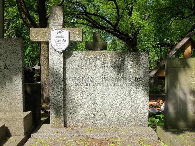 Zdjęcie grobu Maria Iwanowska (2)