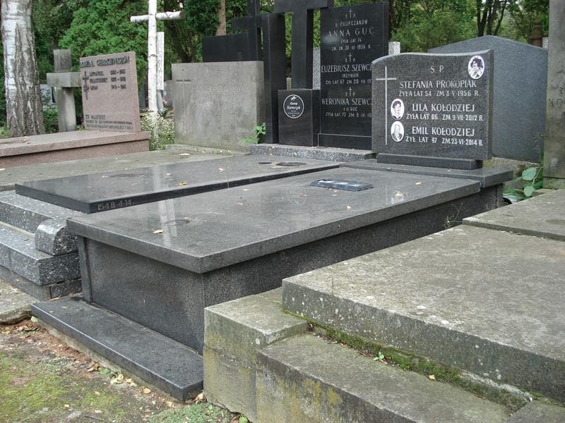 Zdjęcie grobu Emil Kołodziej (1)