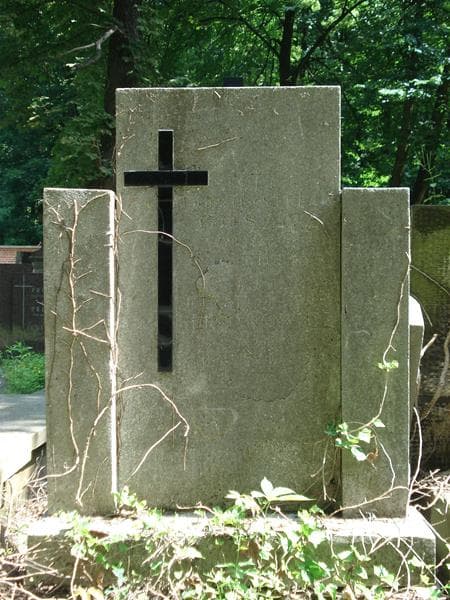 Zdjęcie grobu Oskar - Kubuś Hermanowicz (2)