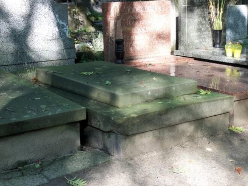 Zdjęcie grobu Marceli Stefan Luxemburg (1)